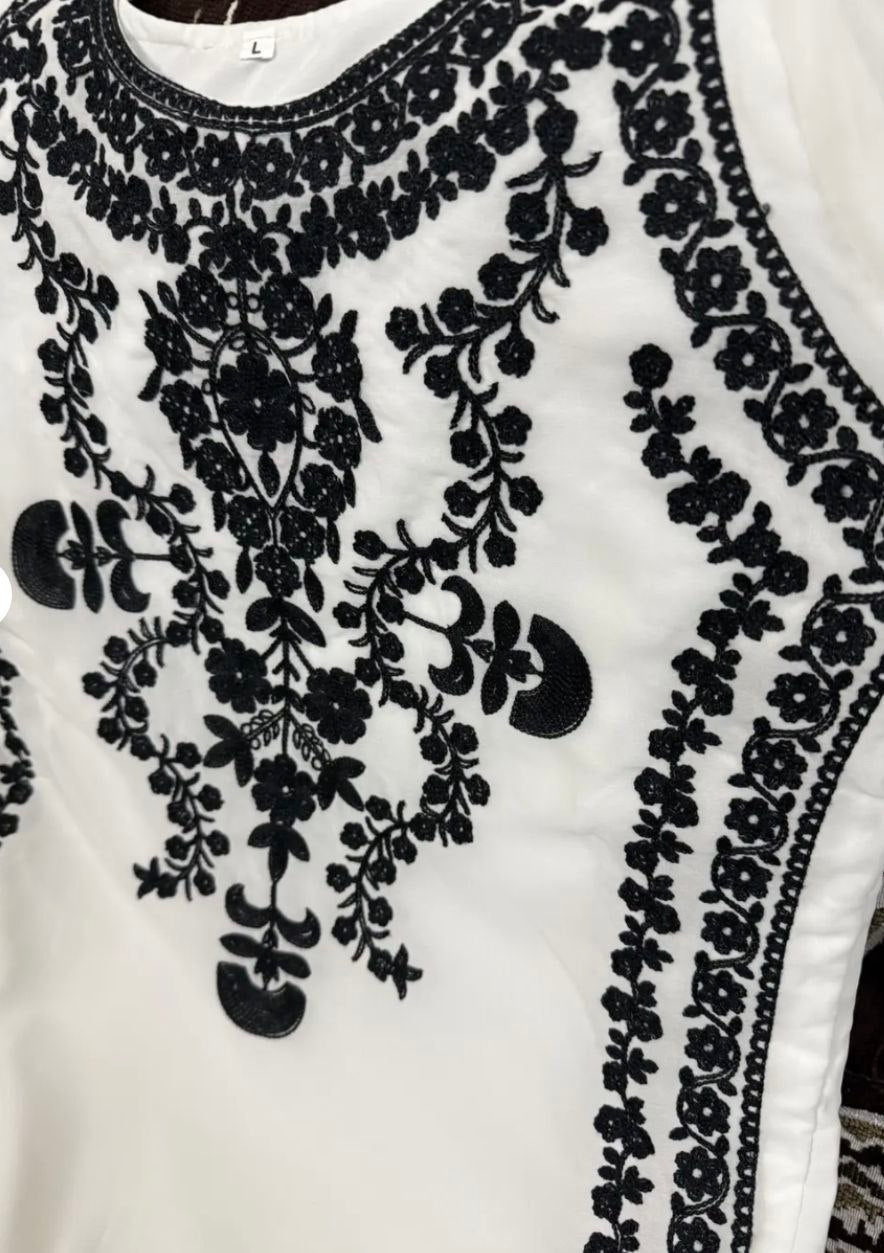 Absolutely Stunning White Chikankari Set