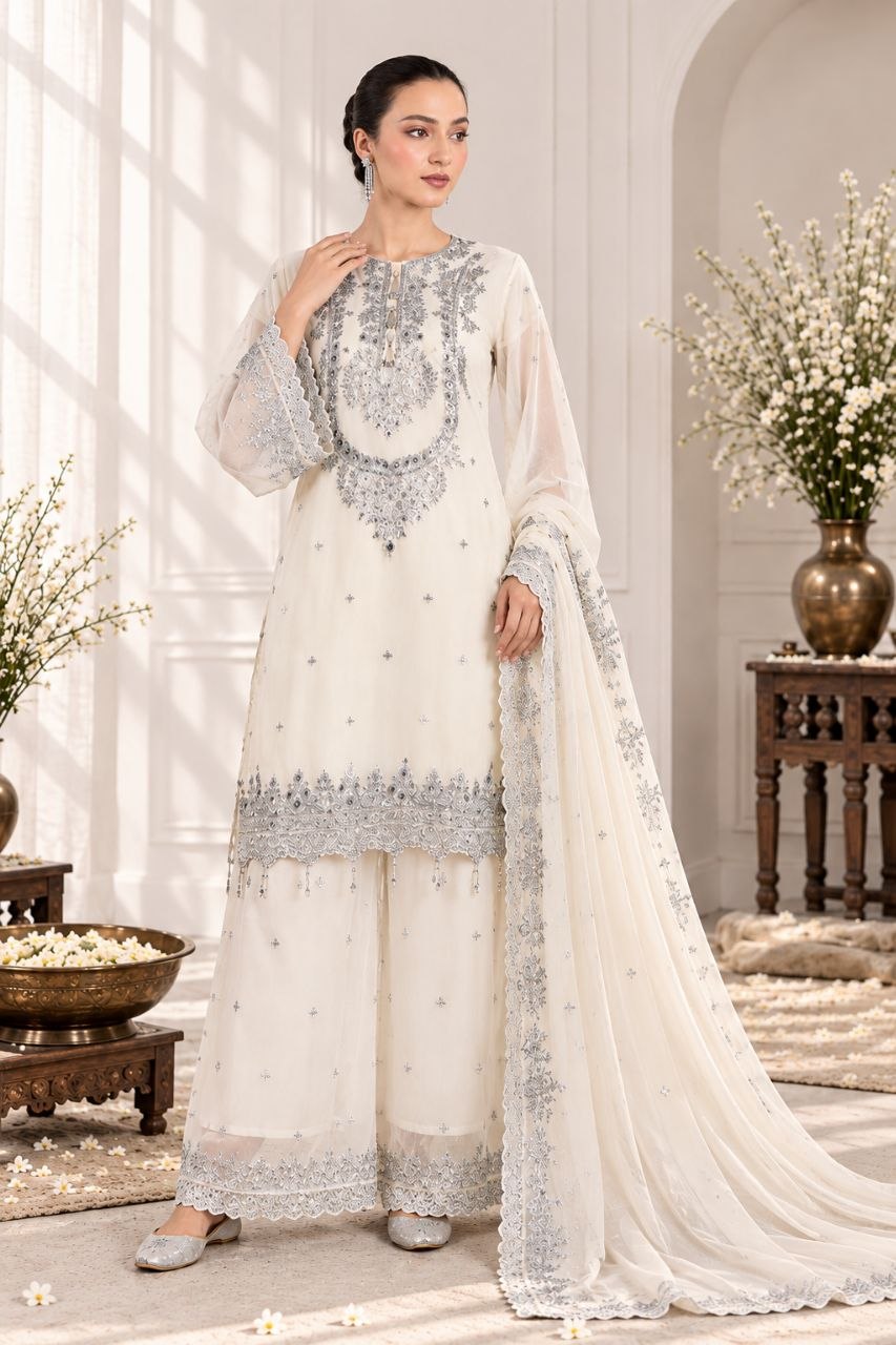 ZAARYN's Noor-e-Gul Heavy Zari Sequence Embroidered 3-Piece Suit Set