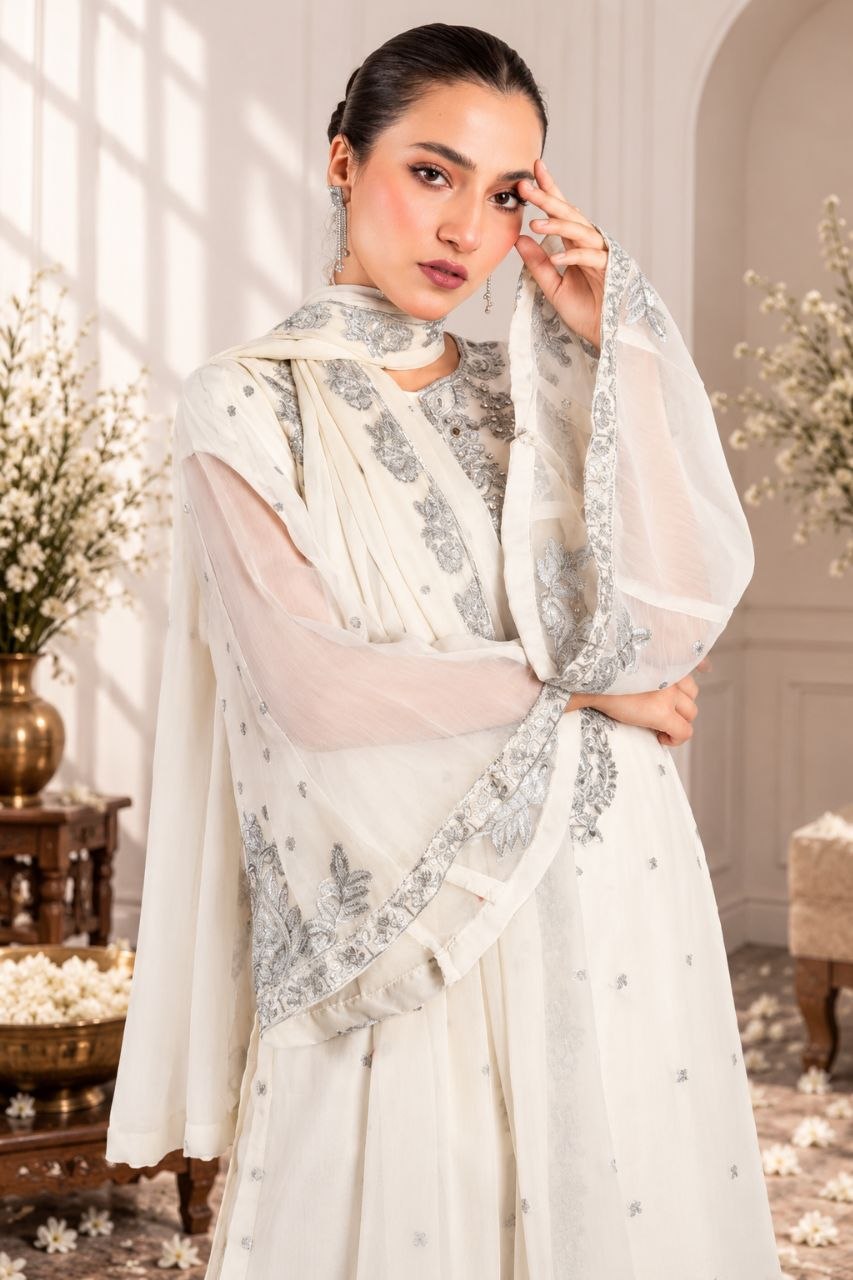 ZAARYN's Noor-e-Gul Heavy Zari Sequence Embroidered 3-Piece Suit Set